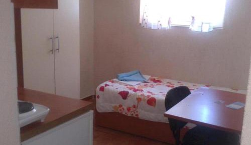 Studio (3 Adults)