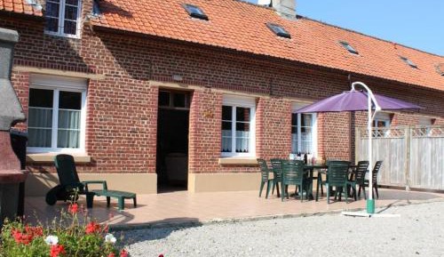 Holiday Home (8 Adults)