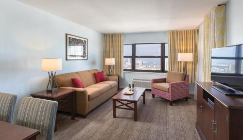 One-Bedroom Suite at Skyline Towers,