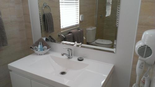 Twin Room with Two Queen Beds
