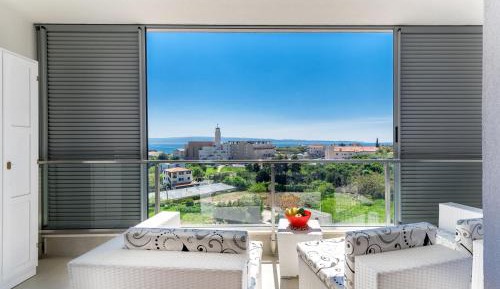 Apartment with Sea View