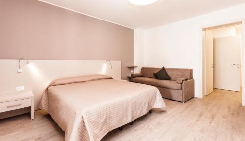Double or Twin Room with Garden View