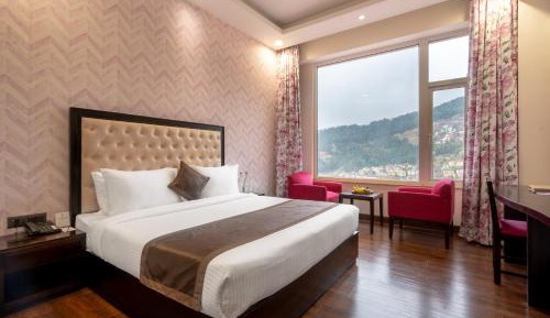 Premier Valley View Room