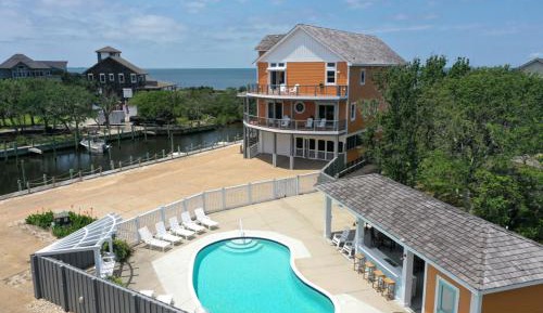 seven bedroom holiday home 