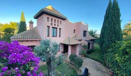 Villa