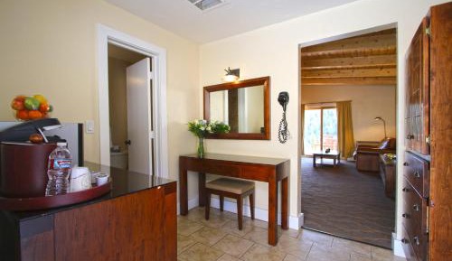 Superior Queen Room with Two Queen Beds