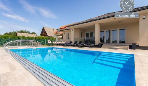 Superior Villa