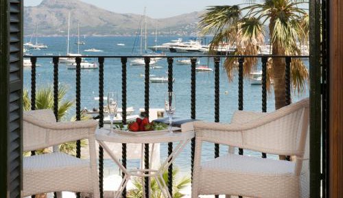 Twin Room with Sea View