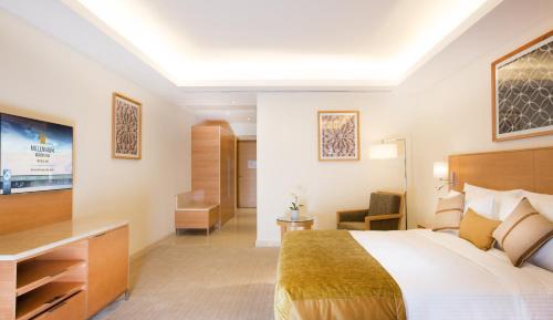 Deluxe King Room
