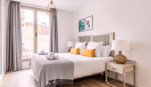 Apartment with Terrace