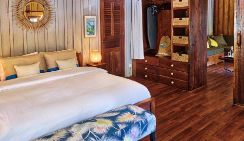 Suite with Garden View