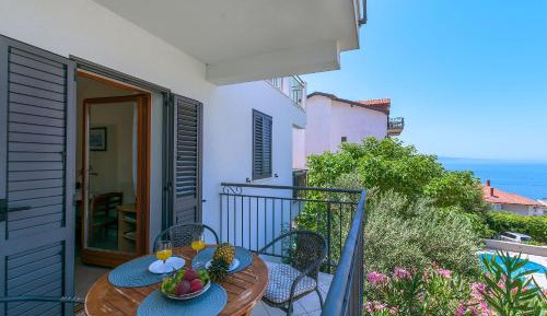 One-Bedroom Apartment - First Floor