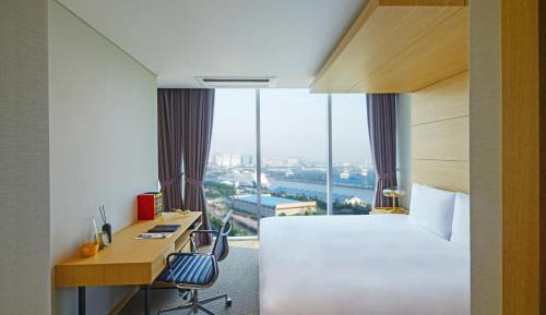 Suite - City View