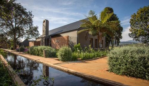  Double Room Includes 2 Game Drives