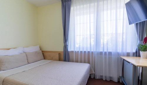Double Room with Extra Bed 1