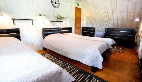 3-Bedroom Holiday Home