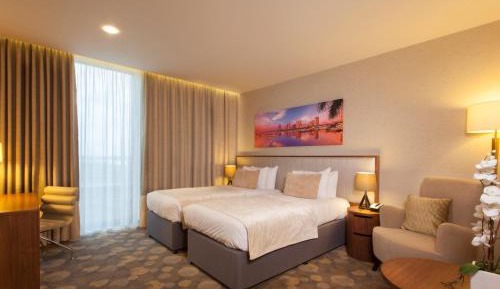 Signature Twin Room