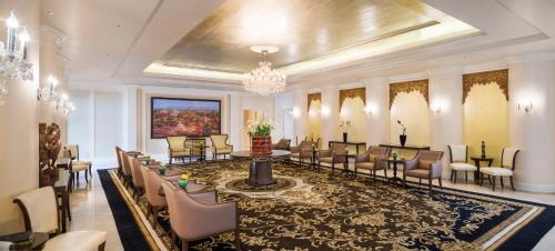 Governor Suite