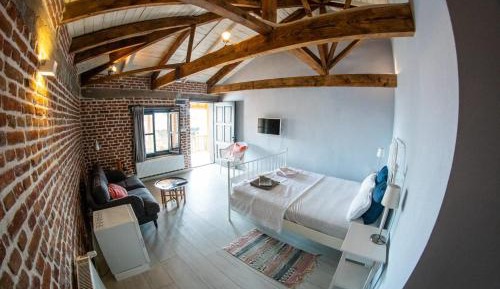 Deluxe Double Room with Garden View