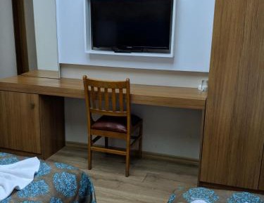 Standard Triple Room with Garden Access - Ground Floor