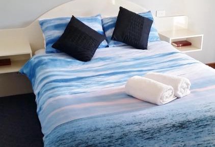 One-Bedroom Apartment with Spa Bath