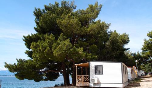 Mobile Home with terrace