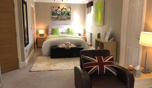 Deluxe King Room