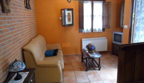 One-Bedroom Apartment (2 - 4 Adults)