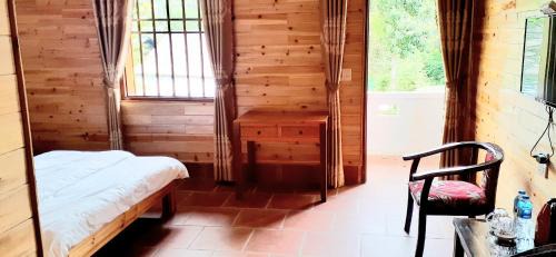Twin Room with Private Bathroom