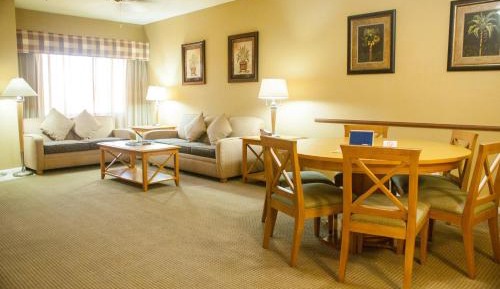 Two-Bedroom Villa (No Resort Fees)
