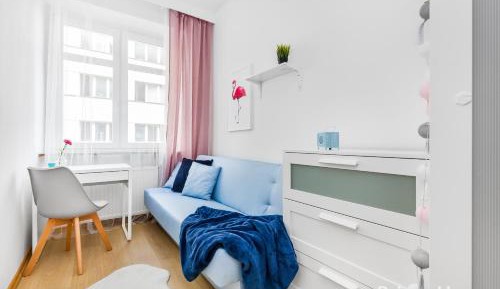 Single Room with Shared Shower and Toilet