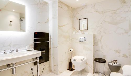 Twin Room "La Môme"