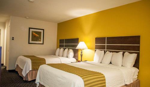Queen Room with Two Queen Beds - Non-Smoking
