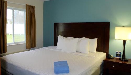 Superior King Suite