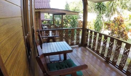 Family Room with Garden View