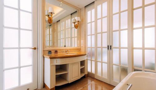 Premier Luxury Room