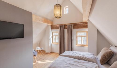Double Room with Private Bathroom