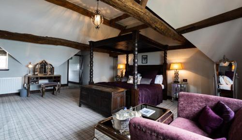 Luxury Suite