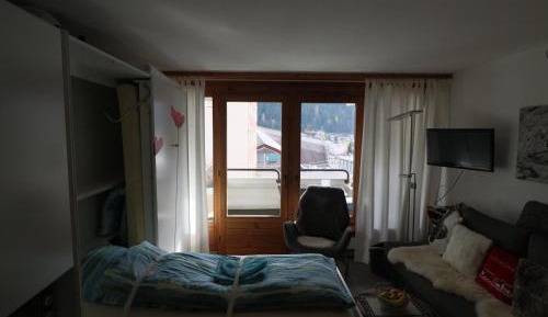 Studio (2 Adults)