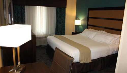 King Room with Sofa Bed - Non-Smoking