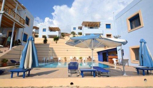One-Bedroom Apartment with Sea View