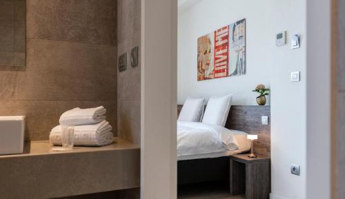 Large Double Room