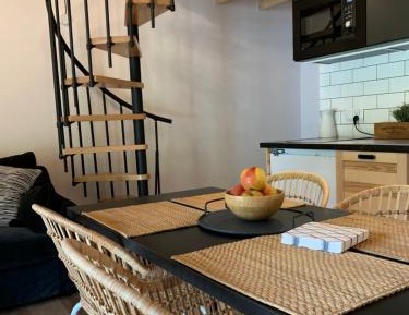 Deluxe Two-Bedroom Apartment