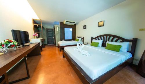 Superior Triple Room