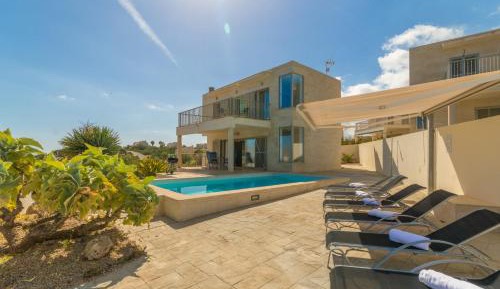 Villa with Sea View