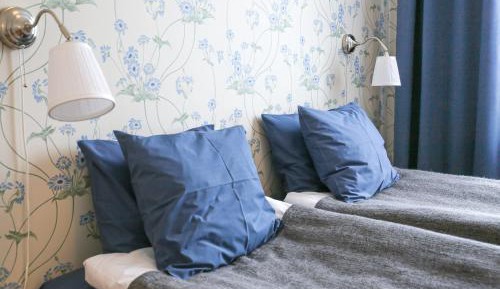 Standard Double Room with Shared Bathroom