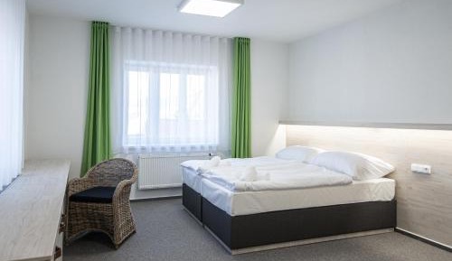 Quadruple Room with Private Bathroom