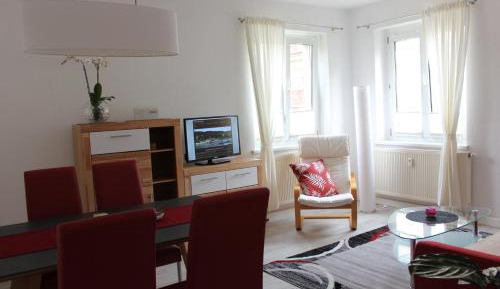 Apartment with Garden View