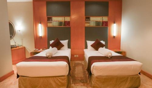 Superior King Suite
