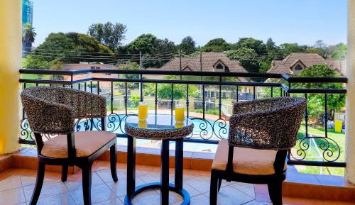 Deluxe King Room with Balcony and Jacuzzi
